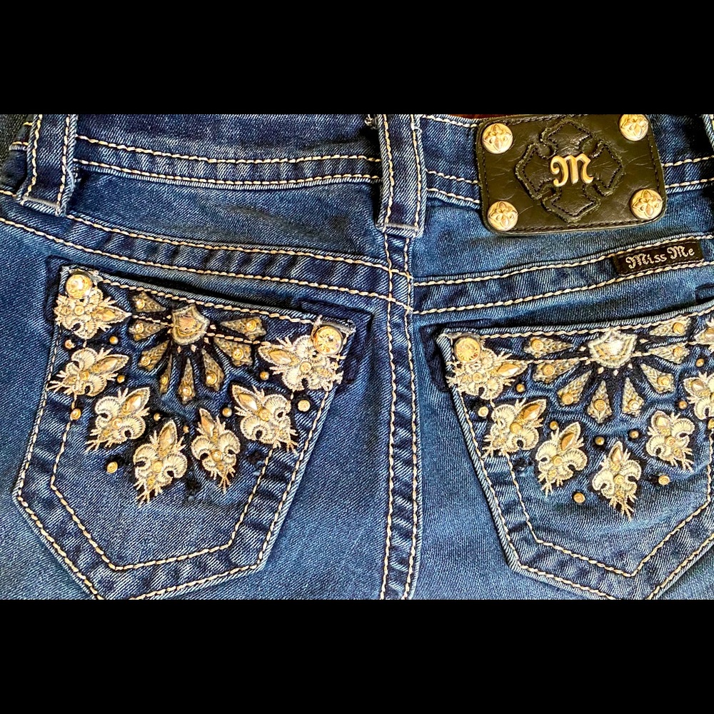 Miss Me skinnies snowflake pockets